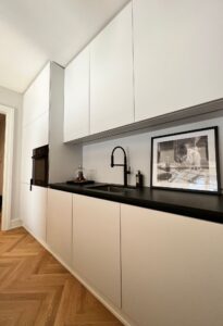 kuchnia z lakierowanymi frontami 1